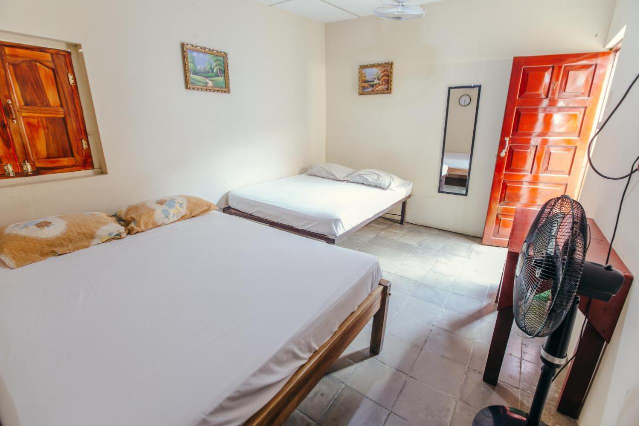 Hostal Los Chamos San Juan del Sur Exterior foto